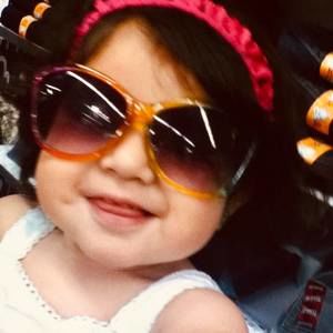 Meet your Posher, Mayra